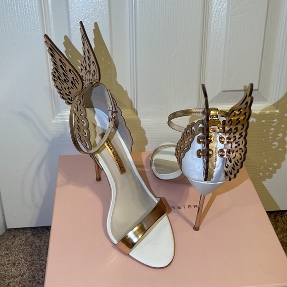 Angel WINGS 🪽 - Picture 10 of 11